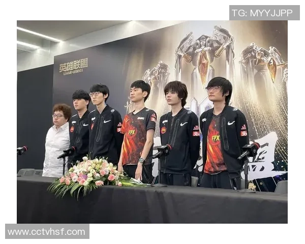 青年赛特别报道：FPX逆袭之路展现团队精神与不屈斗志